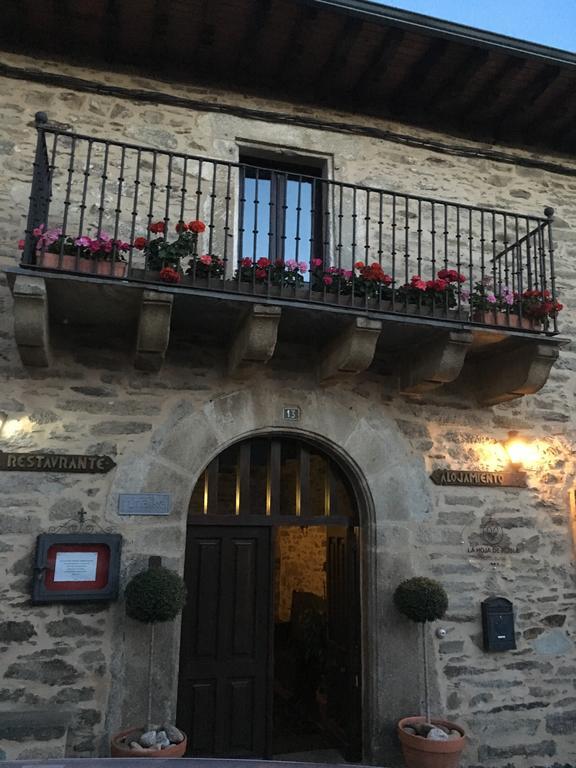 La Hoja De Roble Guest House Puebla de Sanabria Exterior photo